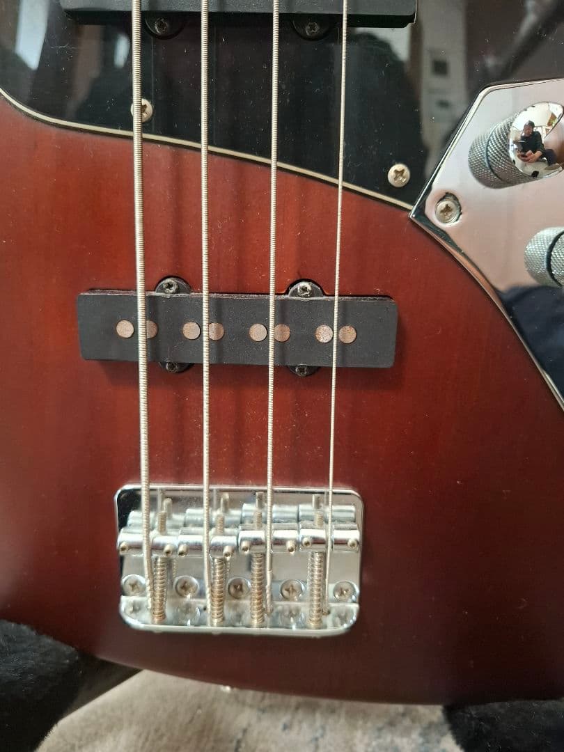 (特価) Squier by Fender JAZZBASS 「順反りジャンク」