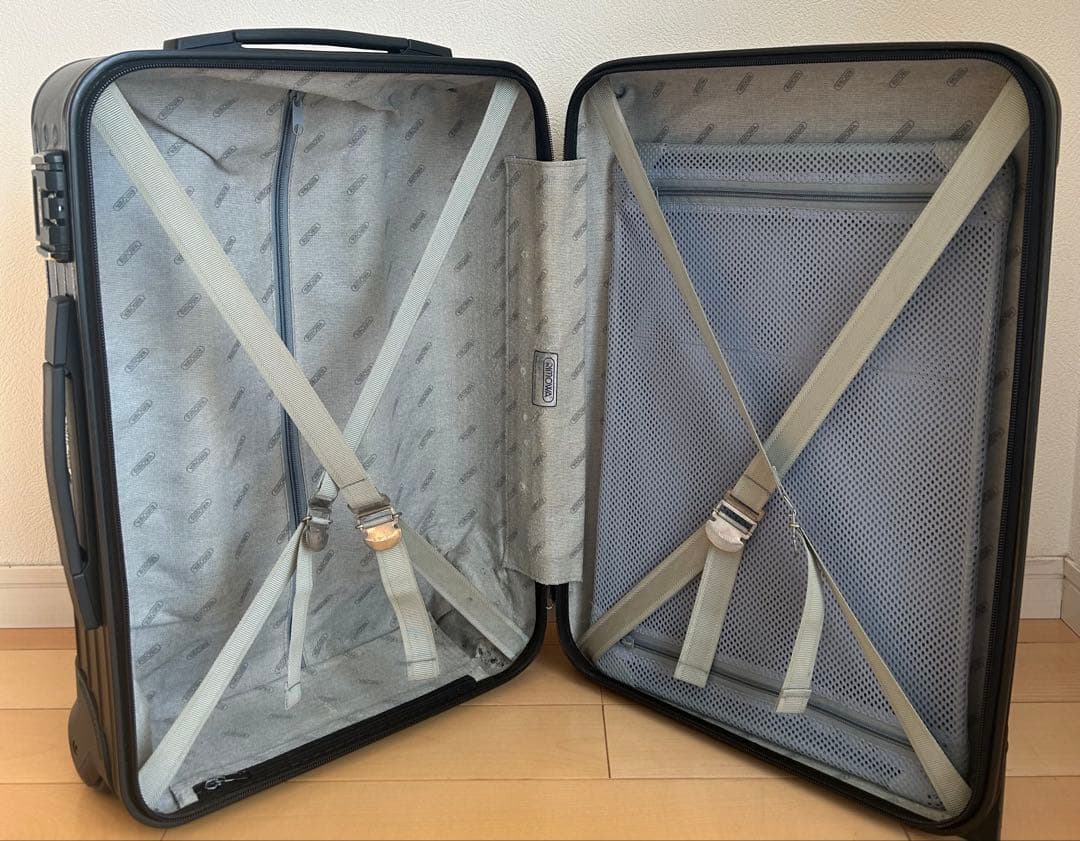 RIMOWA サルサ 機内持込み2輪