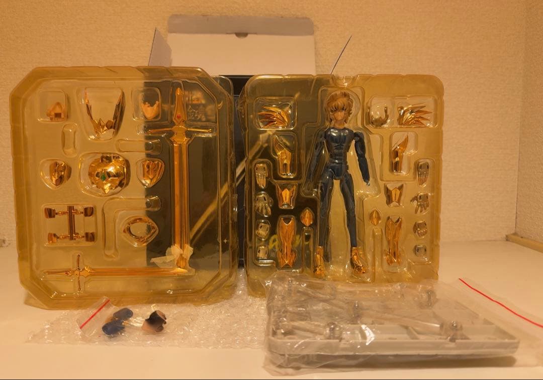 聖闘士聖衣神話　EXサイズ　獅子座（レオ）　オーディーンアイオリア　聖闘士星矢