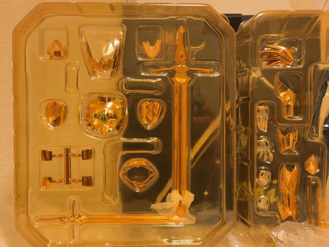 聖闘士聖衣神話　EXサイズ　獅子座（レオ）　オーディーンアイオリア　聖闘士星矢