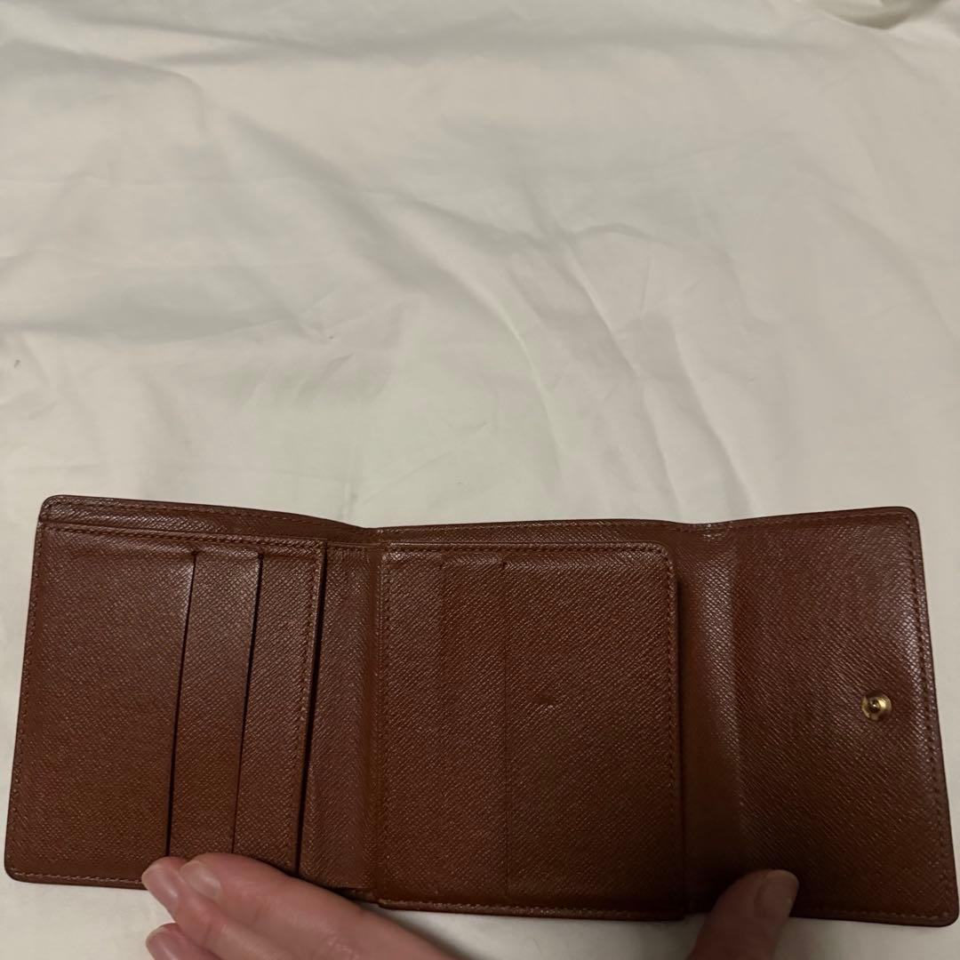 二つ折り財布 モノグラム ルイヴィトン 年末限定最終値下げ❗️