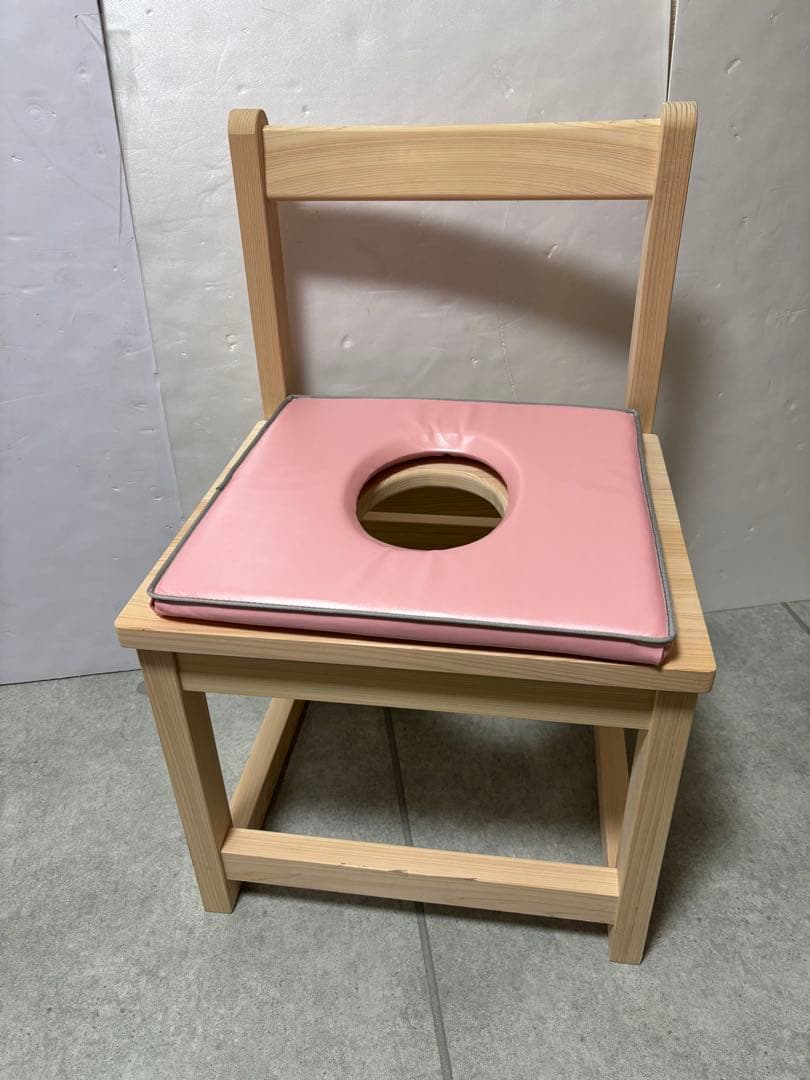 背もたれ付き　よもぎ蒸し　椅子　チェア　クッション付き