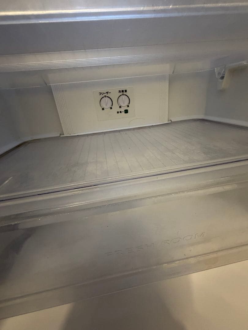 冷蔵庫　シルバー 引き出し式