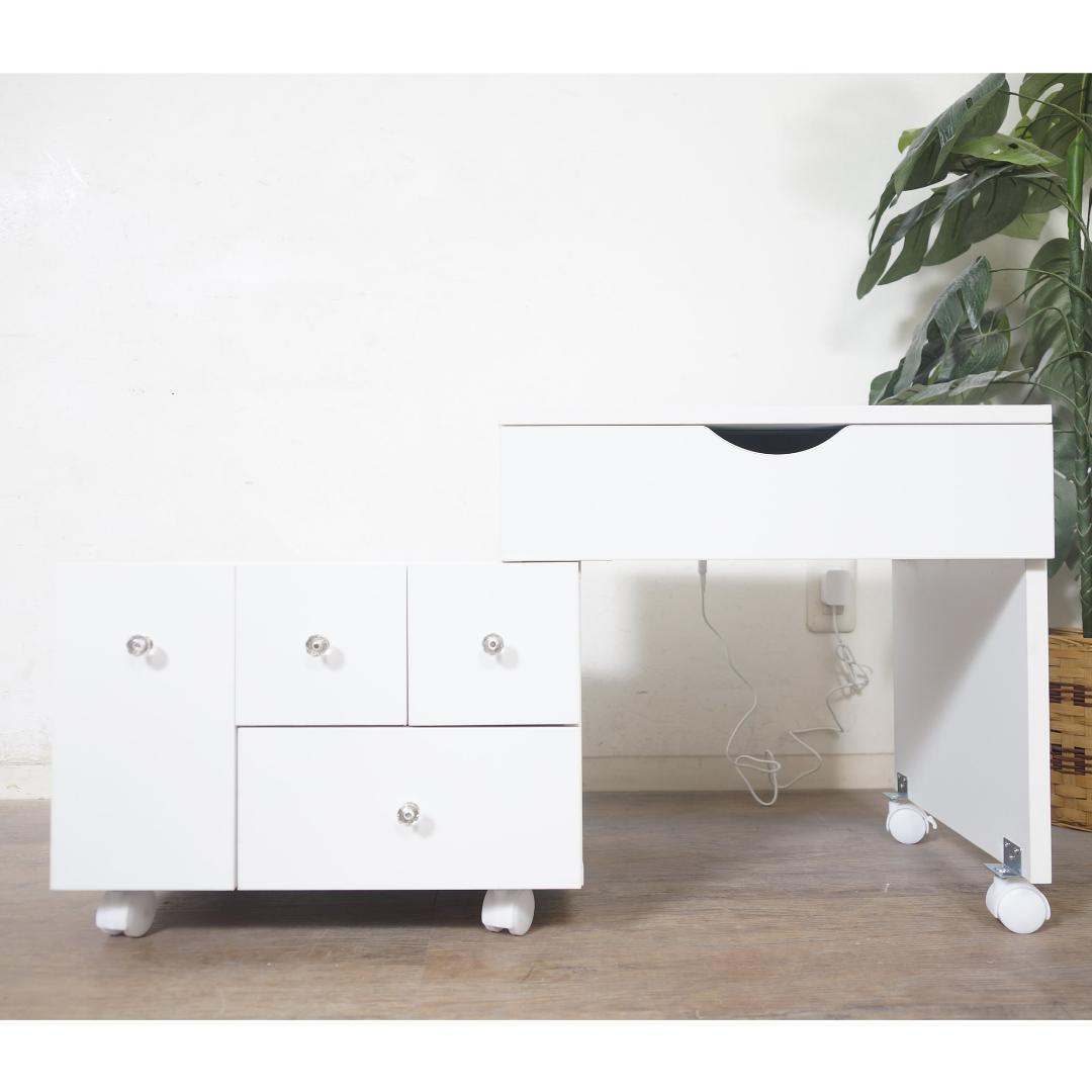 送料無料【新品】LED 女優ライト付き 大容量 コスメワゴン アウトレット