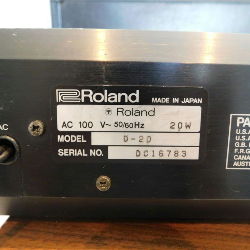 Roland ローランドD-20 シンセサイザー ハードケース付