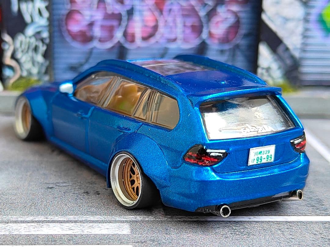 トミカ改造 BMW M3 オーバーフェンダー 紫 深リム マッチボックス