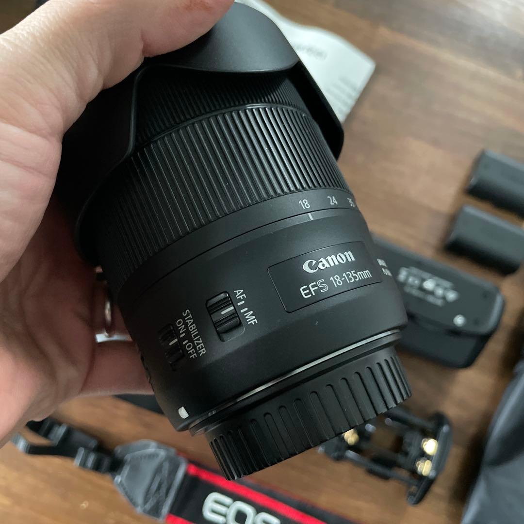 [ピーム]Canon EOS 80D デジタル一眼レフカメラ+レンズ2個