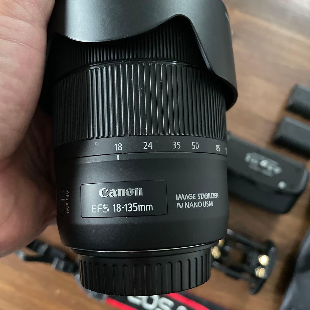 [ピーム]Canon EOS 80D デジタル一眼レフカメラ+レンズ2個