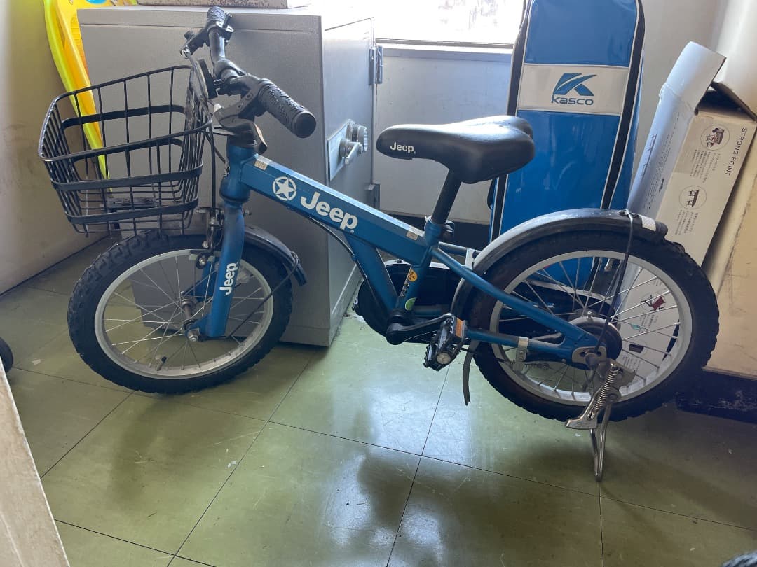 Jeep ジュニアサイクル 青 バスケット付き