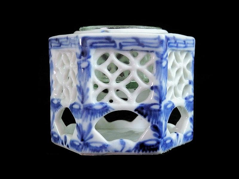 古伊万里　七宝紋透かし　六角大振盃台　ウランガラス付き　E473AS-fblk