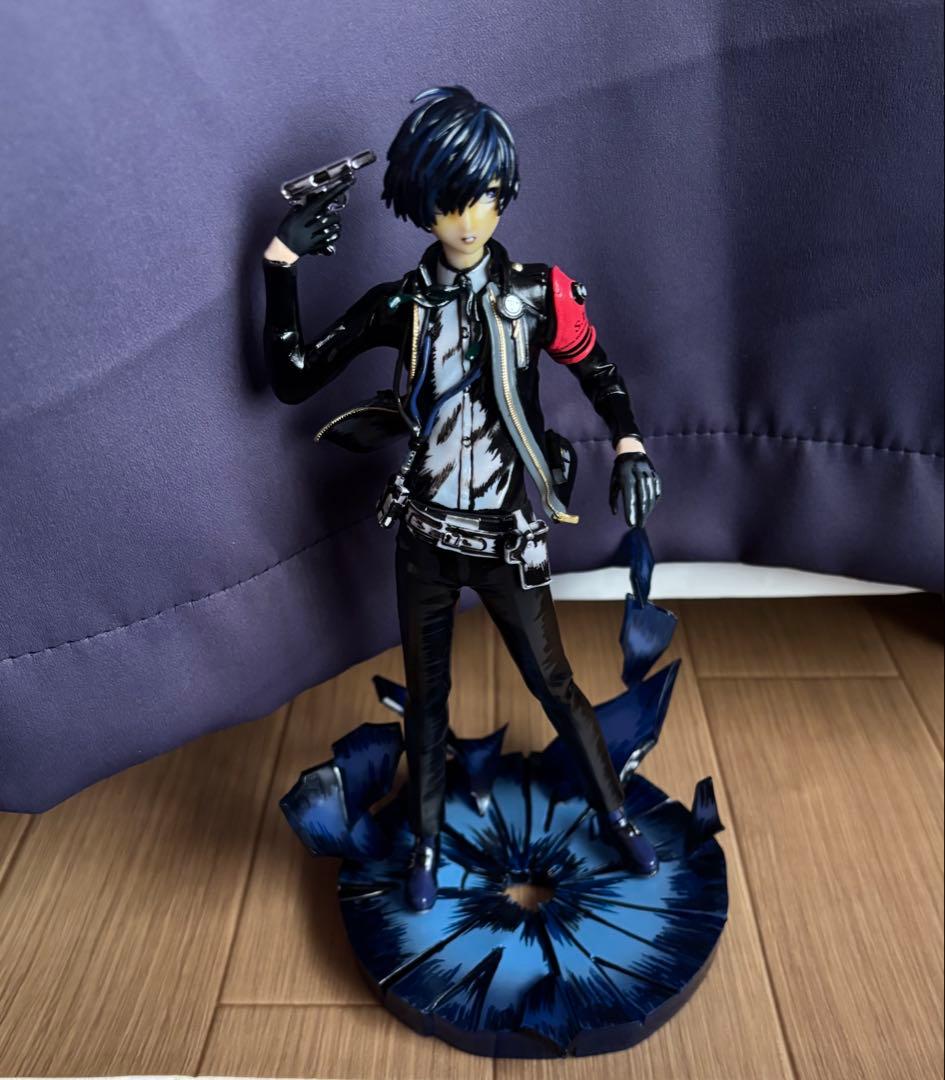 ペルソナ3 リロード 主人公 結城 理 フィギュア 改造 リペイント