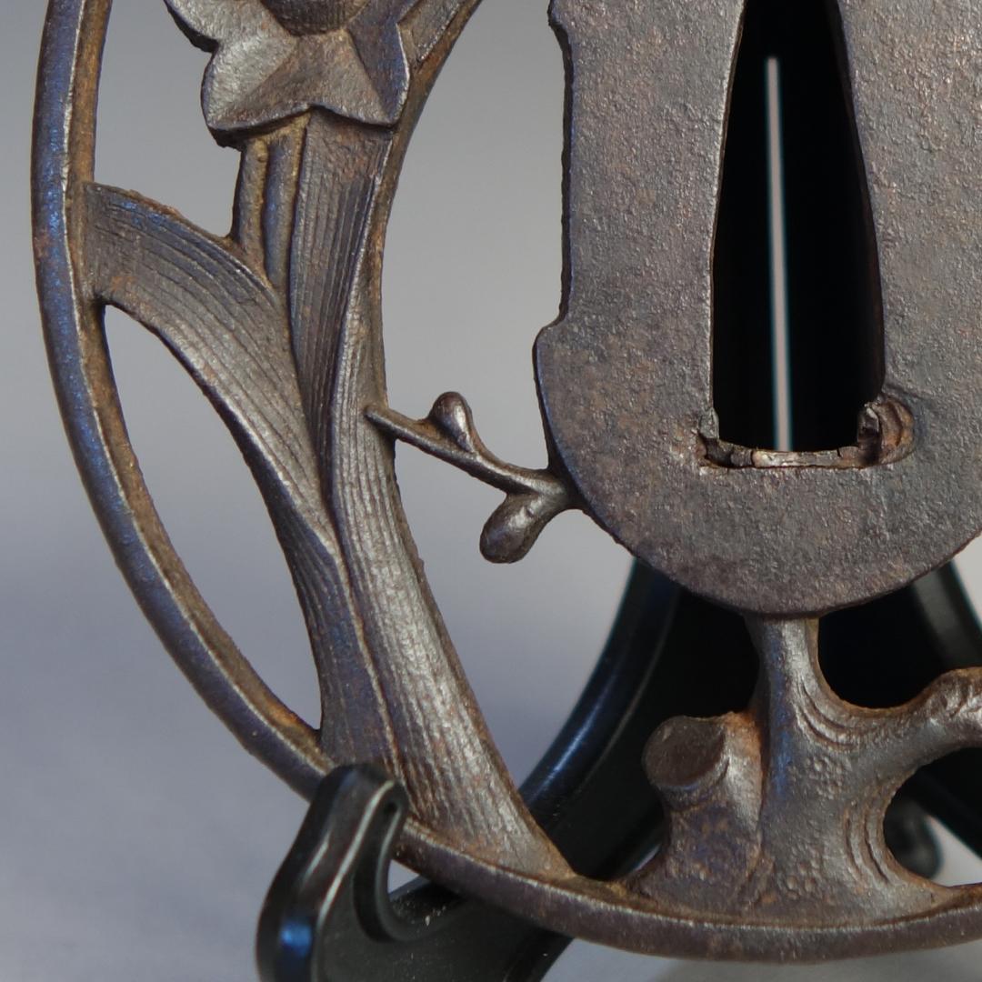 【 歳寒雅友透鐔 無名 長州 】(鑑定書有) 鍔 鐔 刀装具 日本刀 武具 骨董