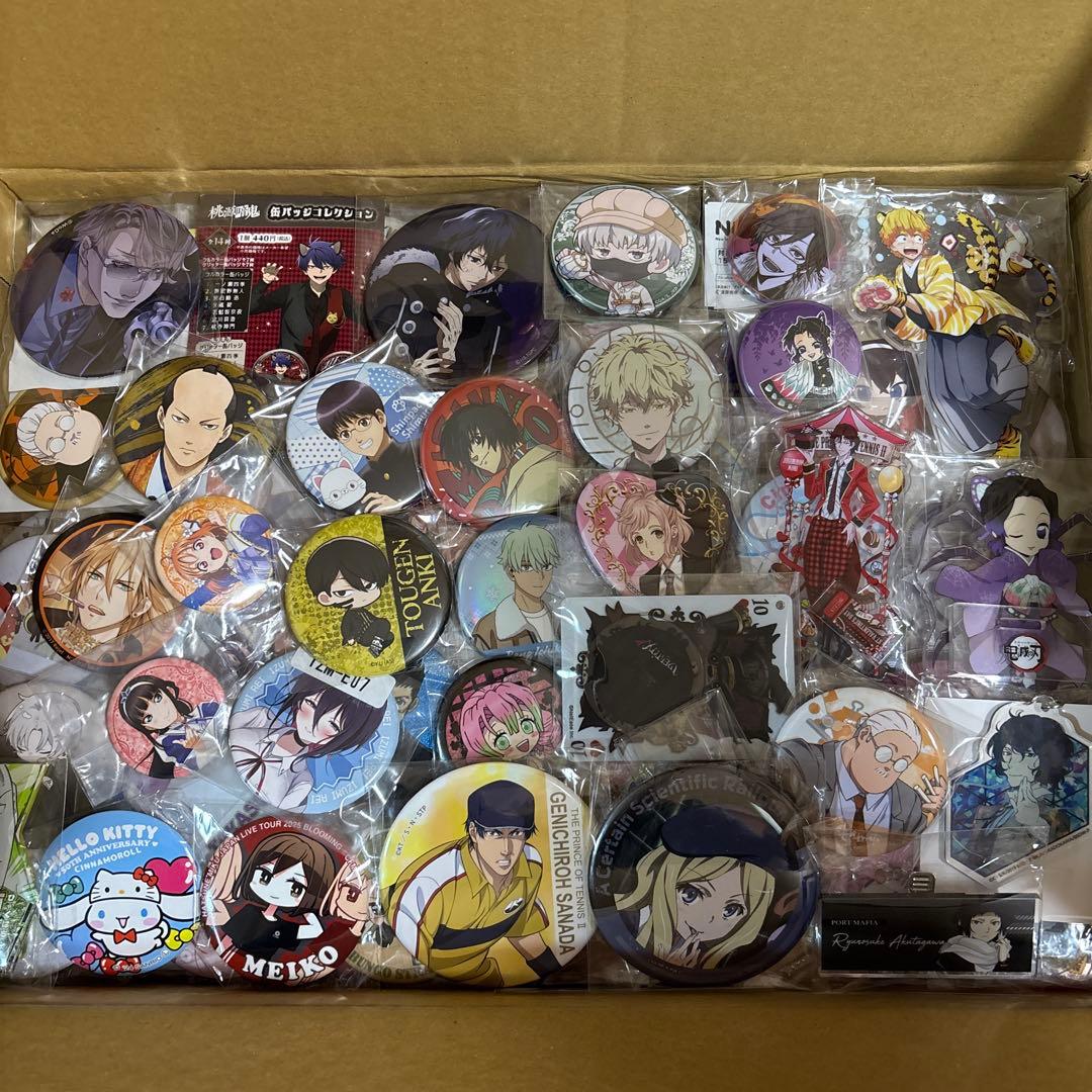 アニメグッズ 大量 まとめ売り 鬼滅の刃 ヒロアカ 銀魂 桃源暗鬼 進撃の巨人