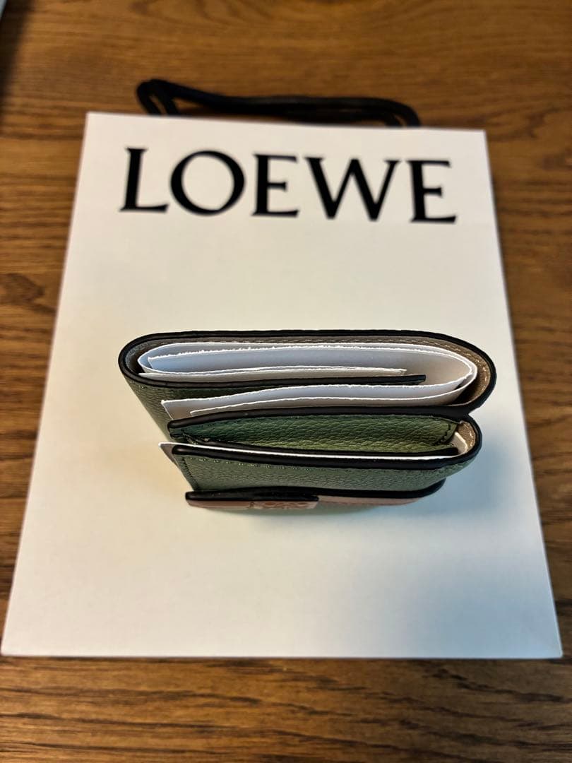 【新品・未使用】LOEWE / ロエベ　三つ折り財布　トライフォールド