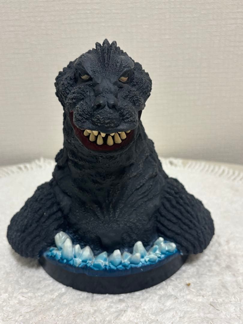 ゴジラ　初ゴジ　キンゴジ　胸像 タキ・コーポレーション 2個セット　箱付き