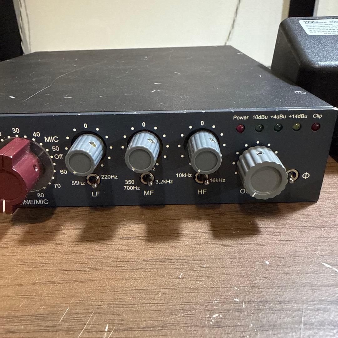 PREQ-73 PREMIER マイクプリアンプ