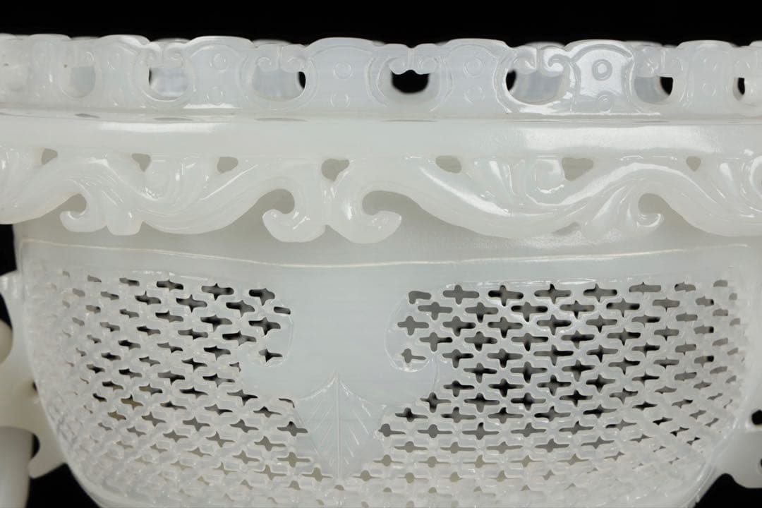 大*発様 中国古玩 白玉石大香炉 龍透彫細密彫刻 高さ36cm 唐物 古美術品