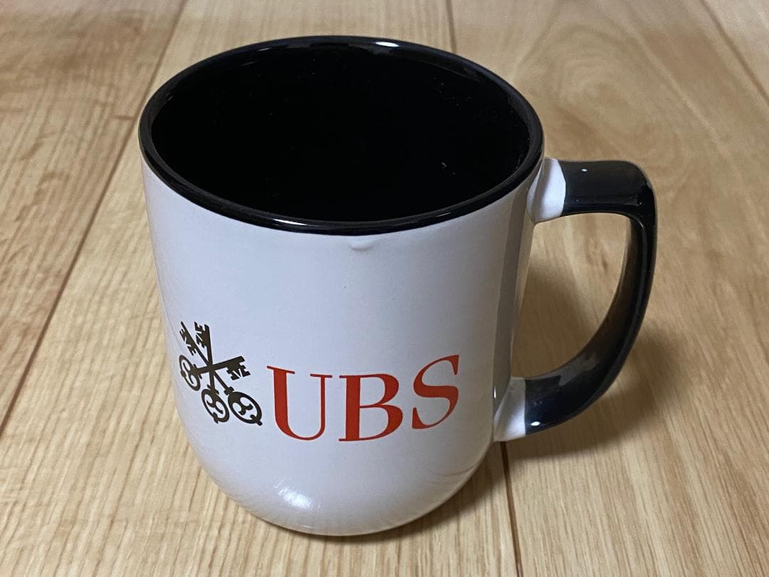 ⭐️ 緊急出品！話題のあの UBS ⭐️ マグ 新品未使用！⭐️ついに残り１個！