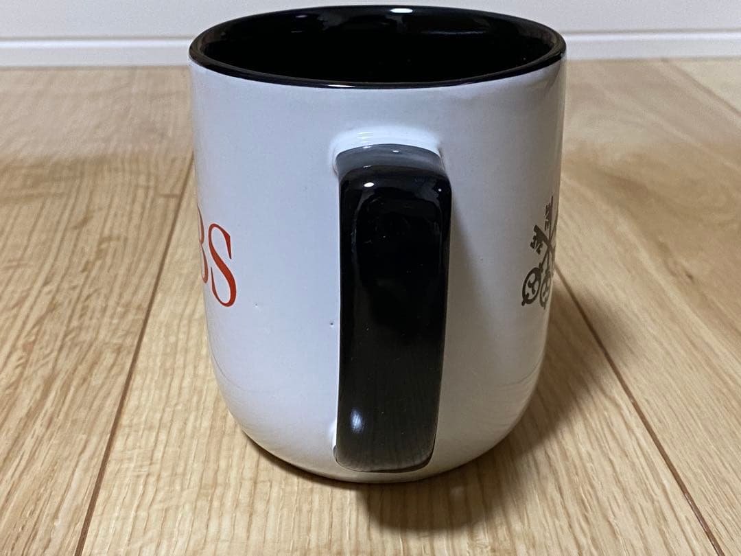 ⭐️ 緊急出品！話題のあの UBS ⭐️ マグ 新品未使用！⭐️ついに残り１個！