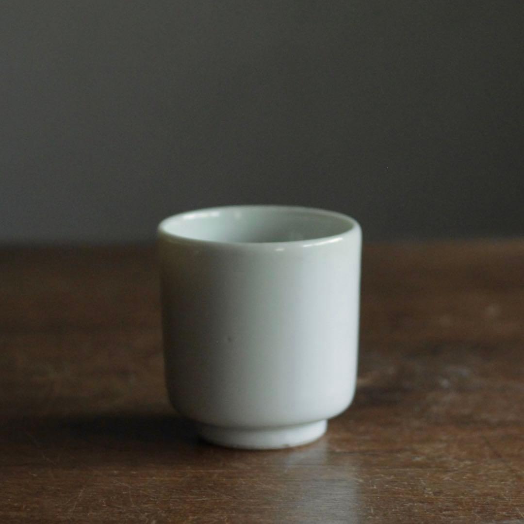 白磁 筒碗 No.2 筒盃 古道具 アンティーク 検 ） 伊万里波佐見平佐