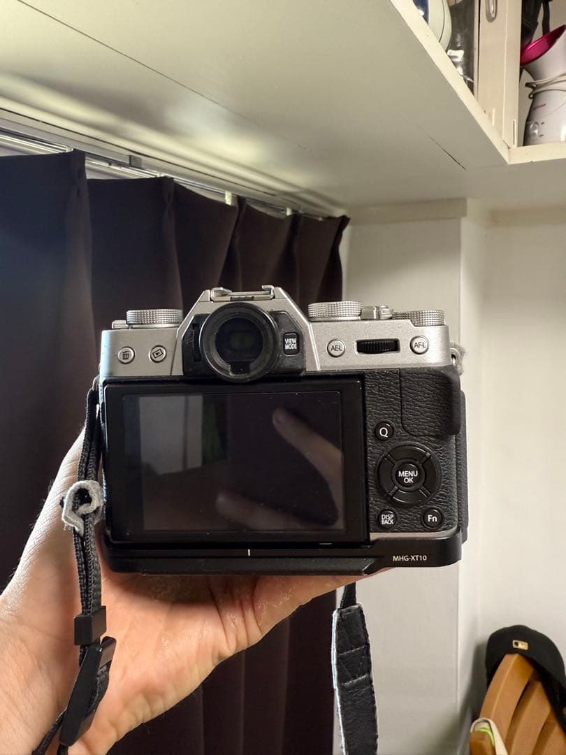 Fujifilm X-T10 本体 + Fujinon 18-55mmレンズ