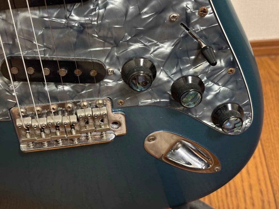 フェンダーメキシコ　ストラトキャスター（ネック捻れあり）