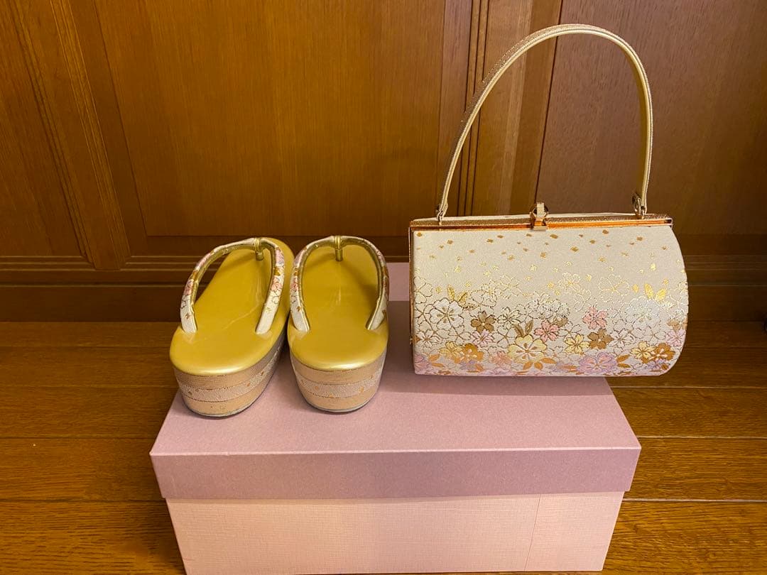 ★今週中価格★【卒業式/土屋太鳳着用】正絹振袖フルセット　深緑花柄ジョイフル恵利