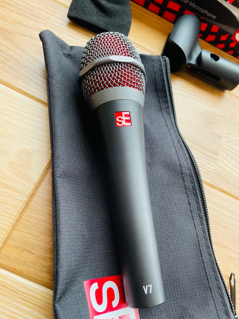 SE ELECTRONICS V7 その1