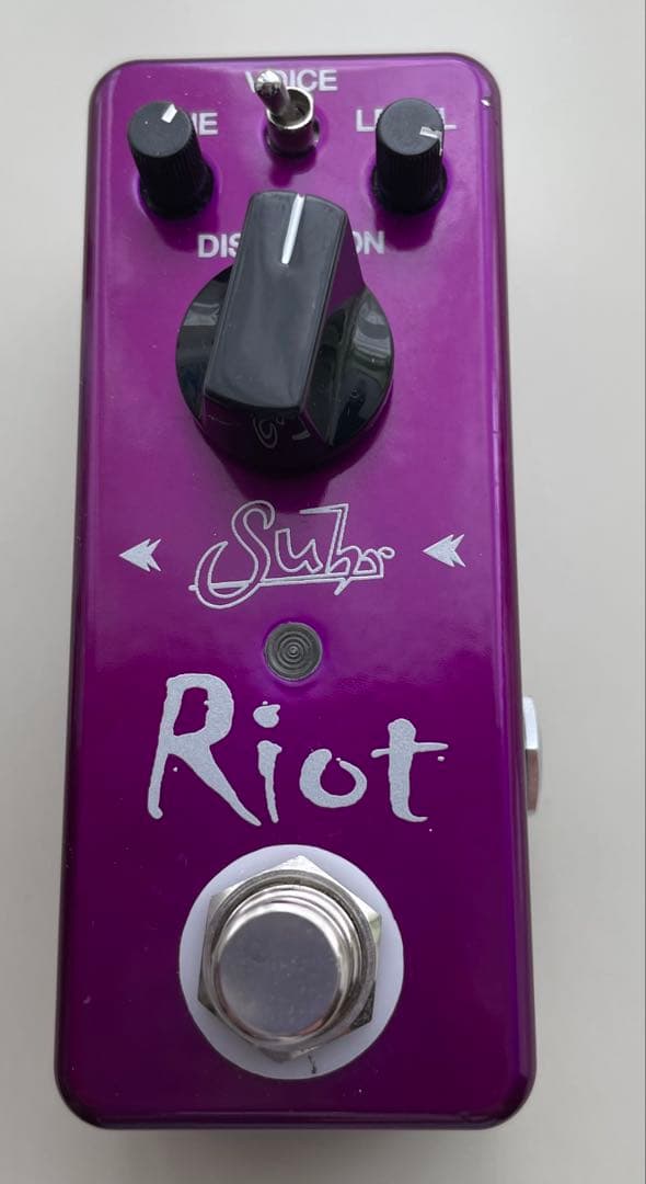 美品Suhr Riot miniディストーションペダル