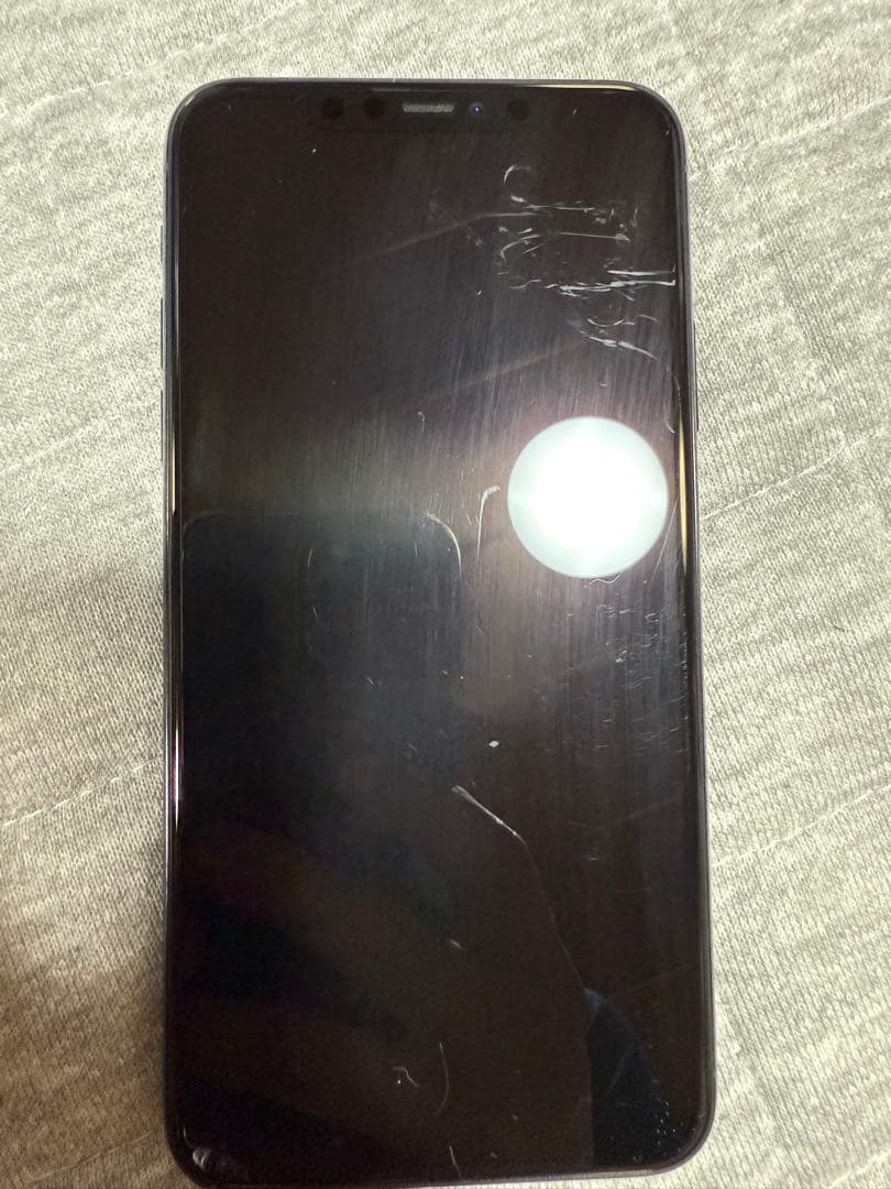 iPhone 11 Pro max本体ミッドナイトグリーン64gb