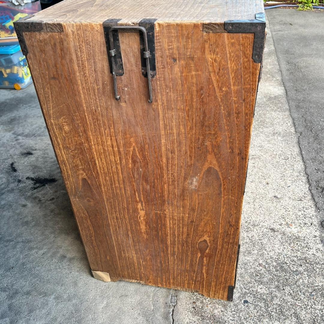 【旧家より】　桐箪笥　年代物　使用感・痛み・金具破損あり　【たのメル便♪】