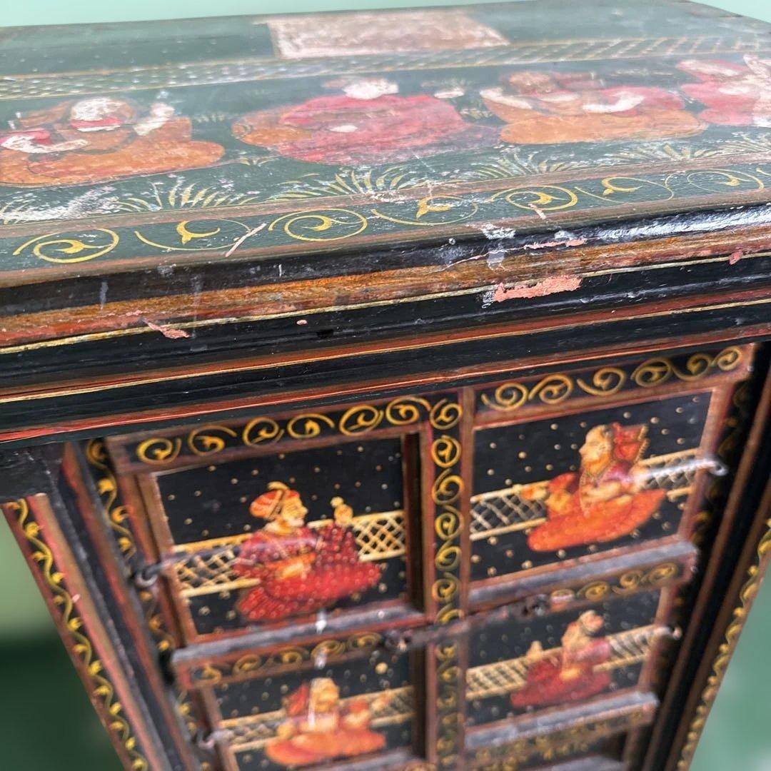 ★インド 手描き装飾の木製タンス キャビネット 家具 アンティーク 格安