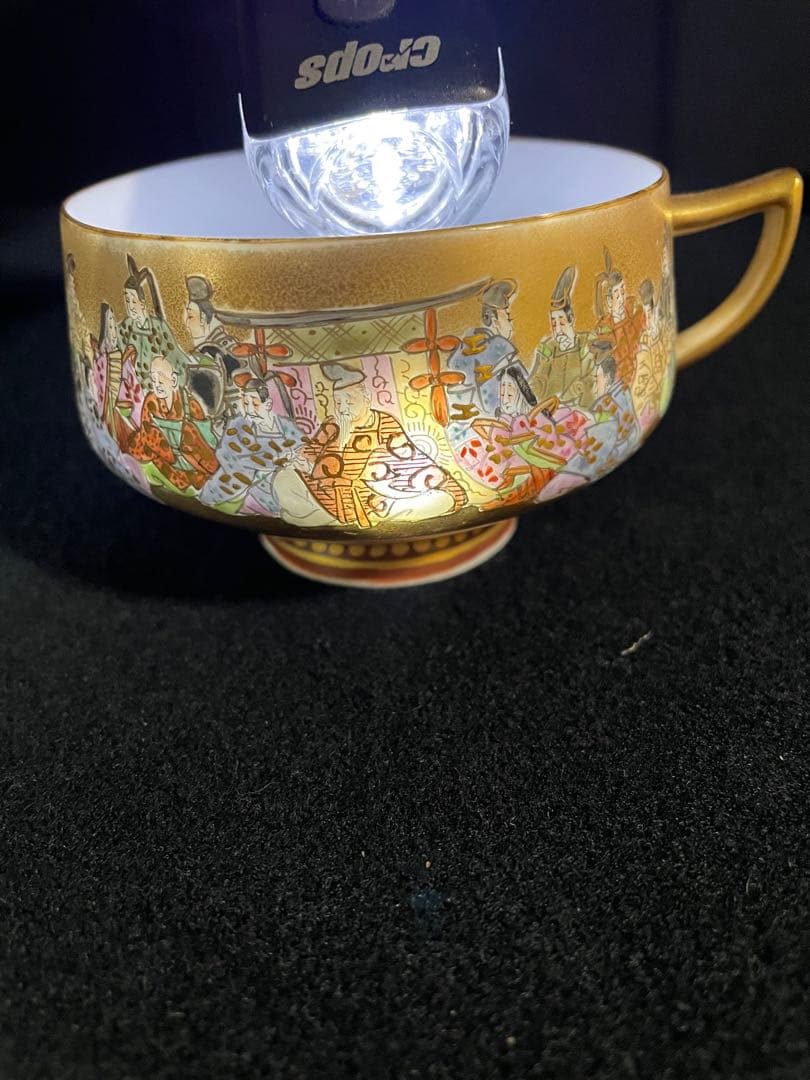 ②九谷焼コーヒーカップ　明治時代輸出品　手書き三十六歌仙　細密画　金彩　金蘭手