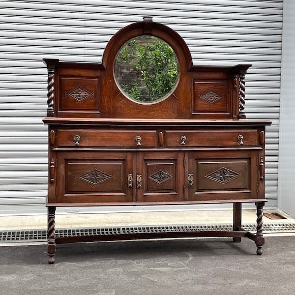 イギリスアンティーク　ミラーバックサイドボード　キャビネット　リビングボード