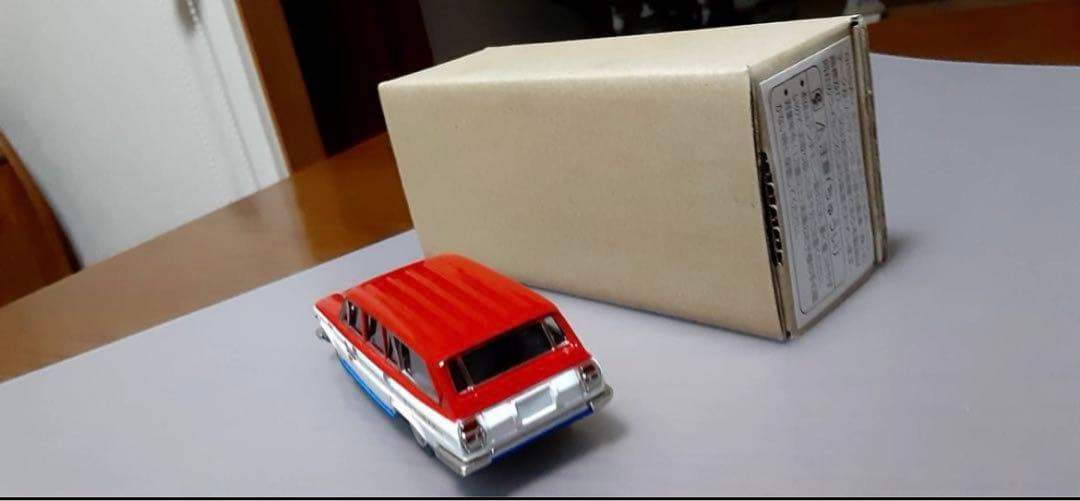 アンチモニー　コレクション　セドリック　バン　日産　サービスカー　1/43