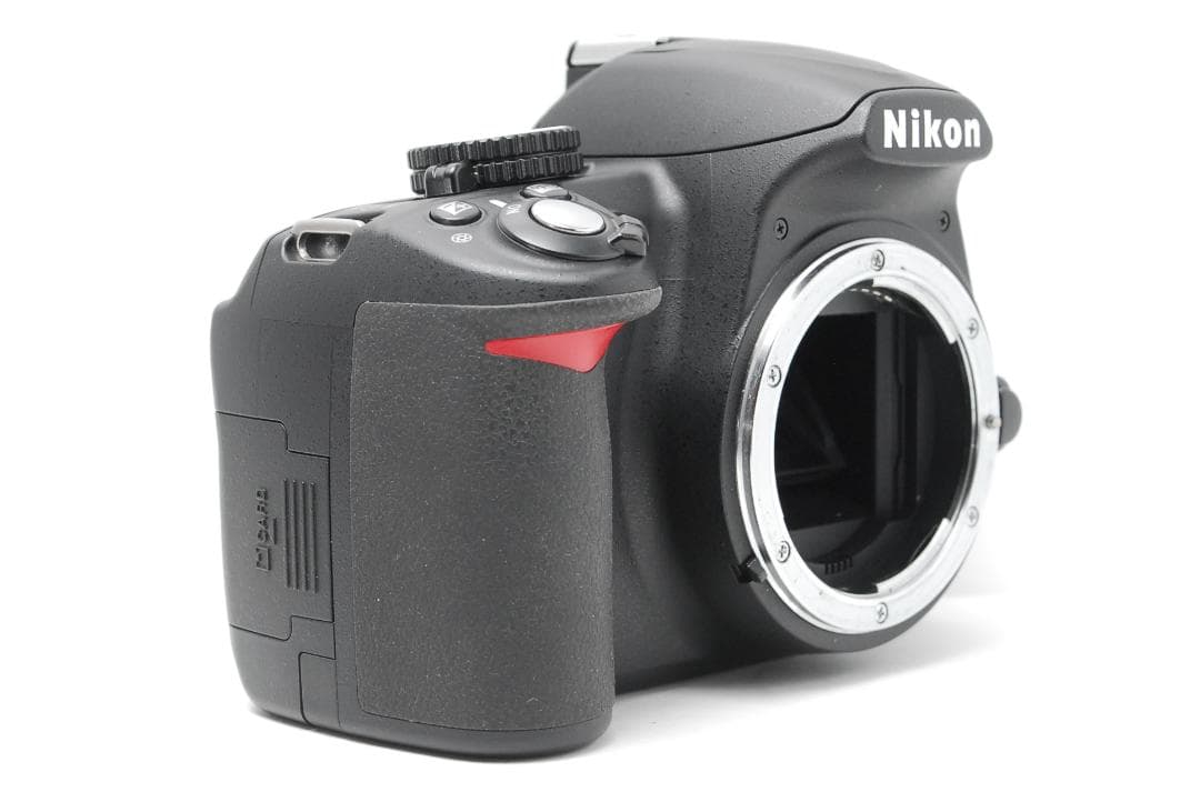 【美品】届いてすぐ使える安心の一眼レフデビューセット Nikon D3100