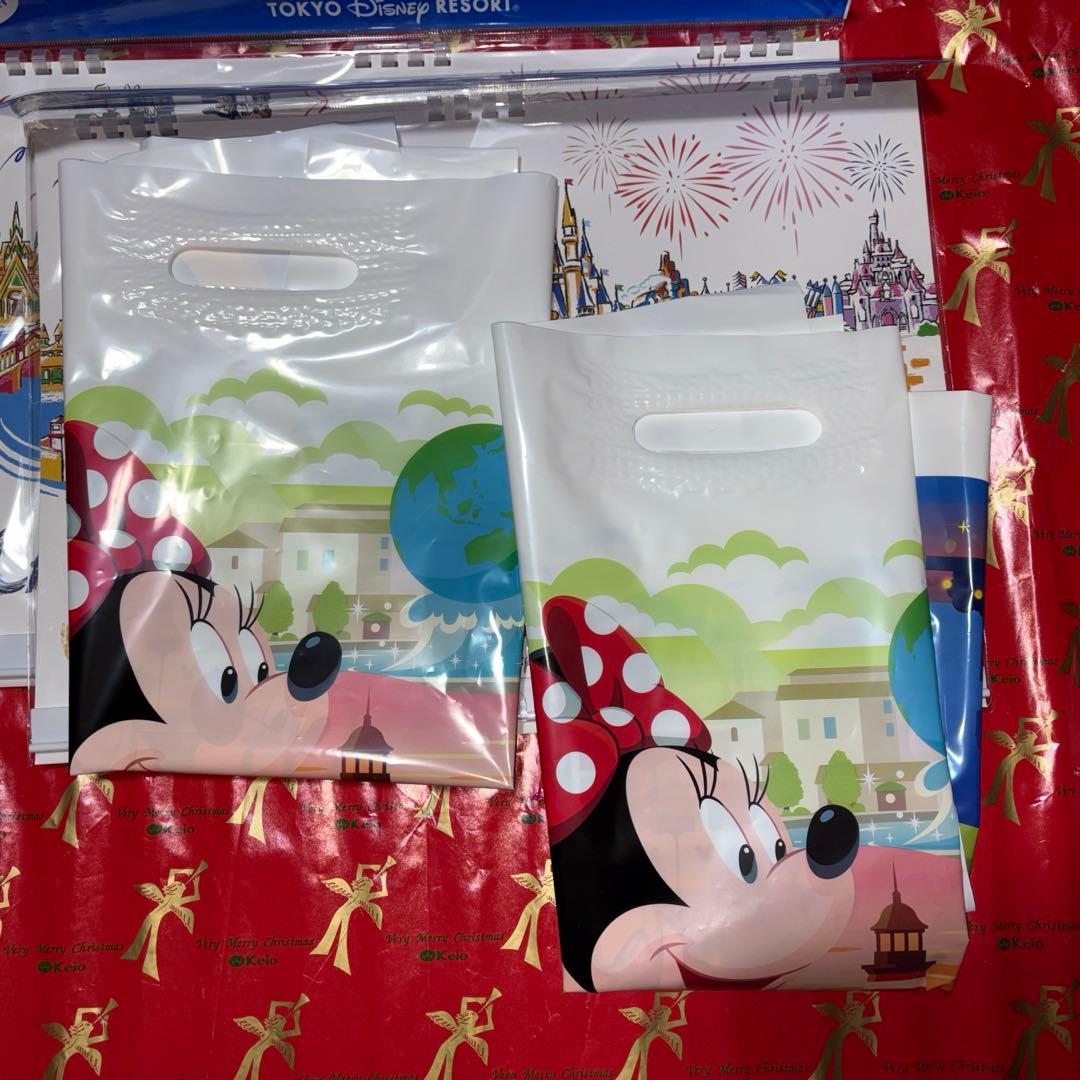 新品未開封　ディズニーリゾート限定 2026 壁掛けカレンダー2セット