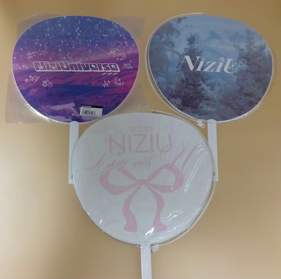 ❶ NiziU マヤ うちわ 19枚 まとめ売り