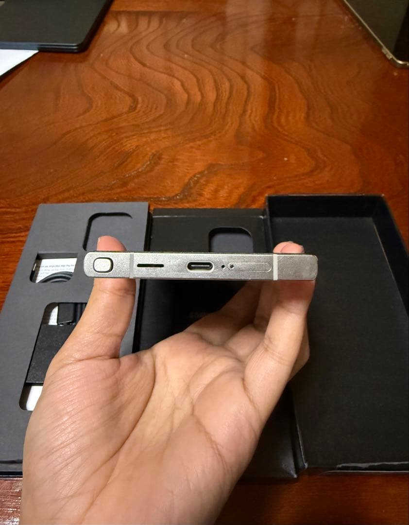 Galaxy S24 Ultra 256GB チタン グローバル版