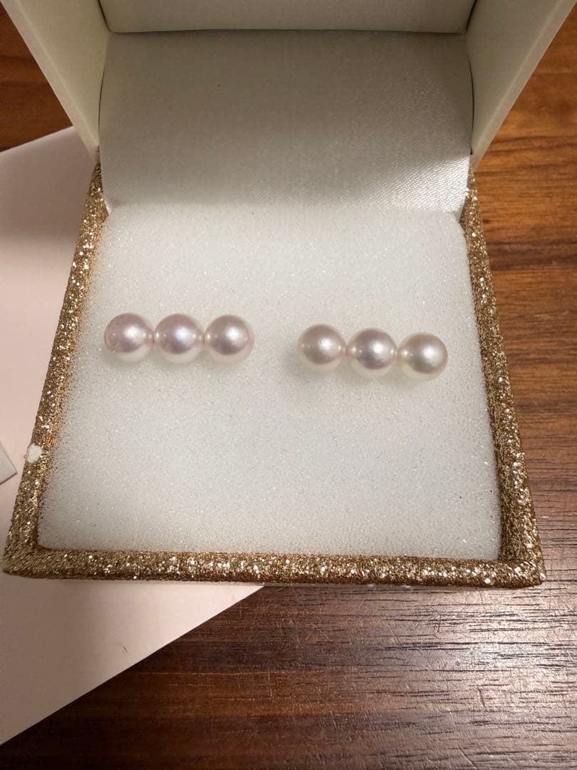 パール優美 アコヤ真珠3粒ラインピアス7-7.5mm