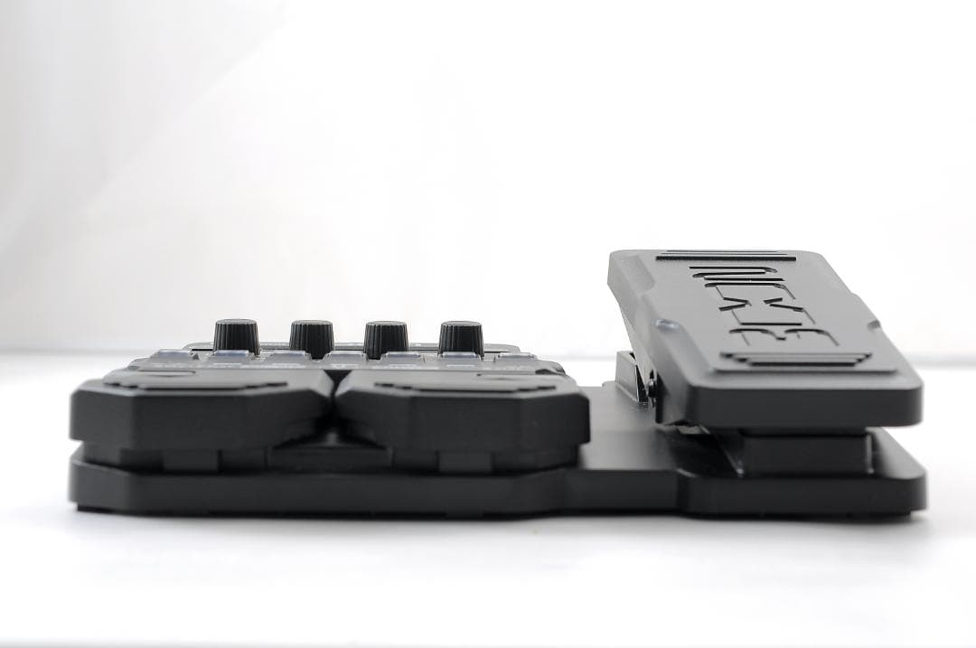 箱付き美品 動作確認済み ZOOM G1X FOUR