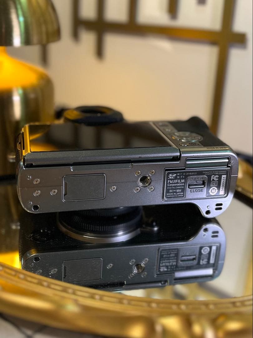 FUJIFILM X-T1 ボディ 美品 動作確認済み 社外充電器付き