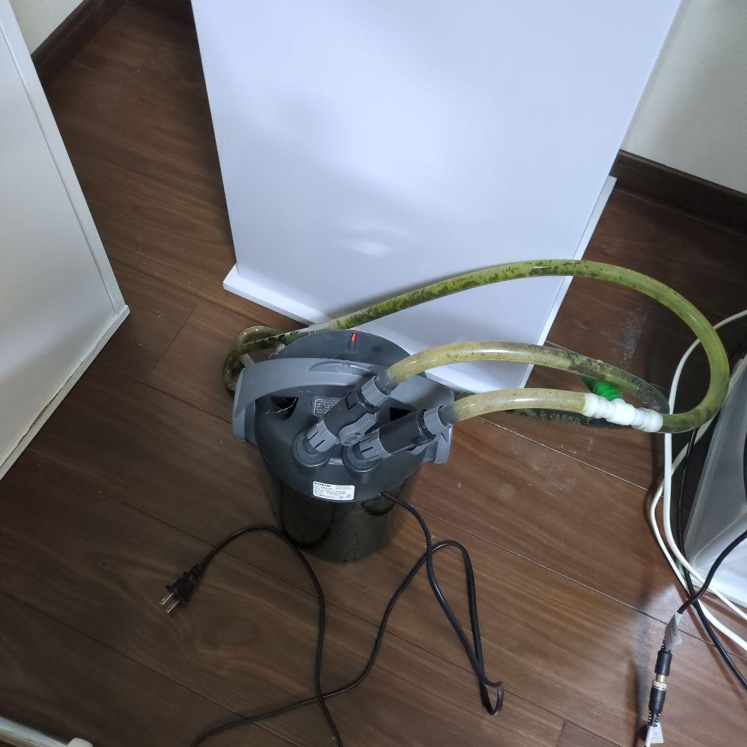 tkm　ガラス水槽とEHEIMフィルターセット　キャビネットつき