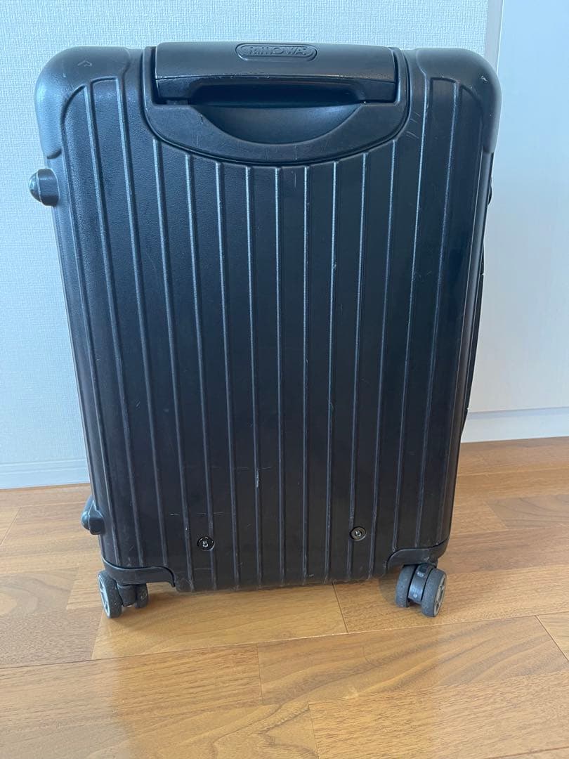 RIMOWA ブラック スーツケース 4輪