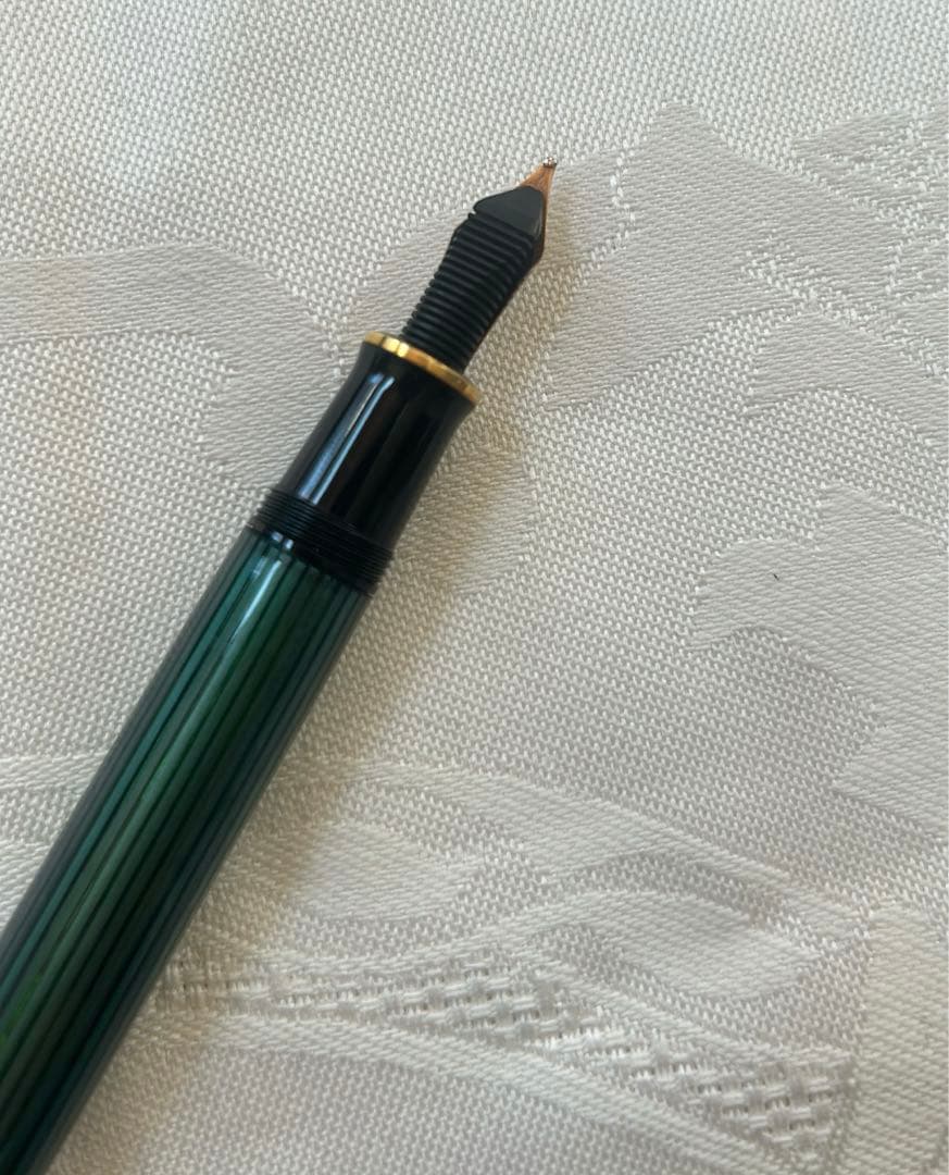 希少なWの刻印 Pelikan スーべレーン　M800グリーン 万年筆