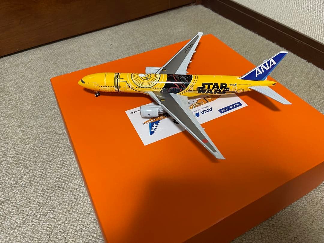 ANA スターウォーズC3POデザイン 777 1/200(jcwing)