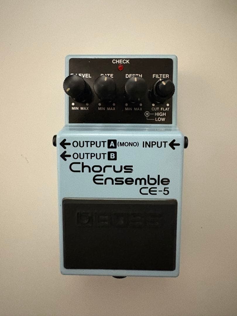 BOSS CE-5 Chorus Ensemble ピンクラベル（アナログ回路）