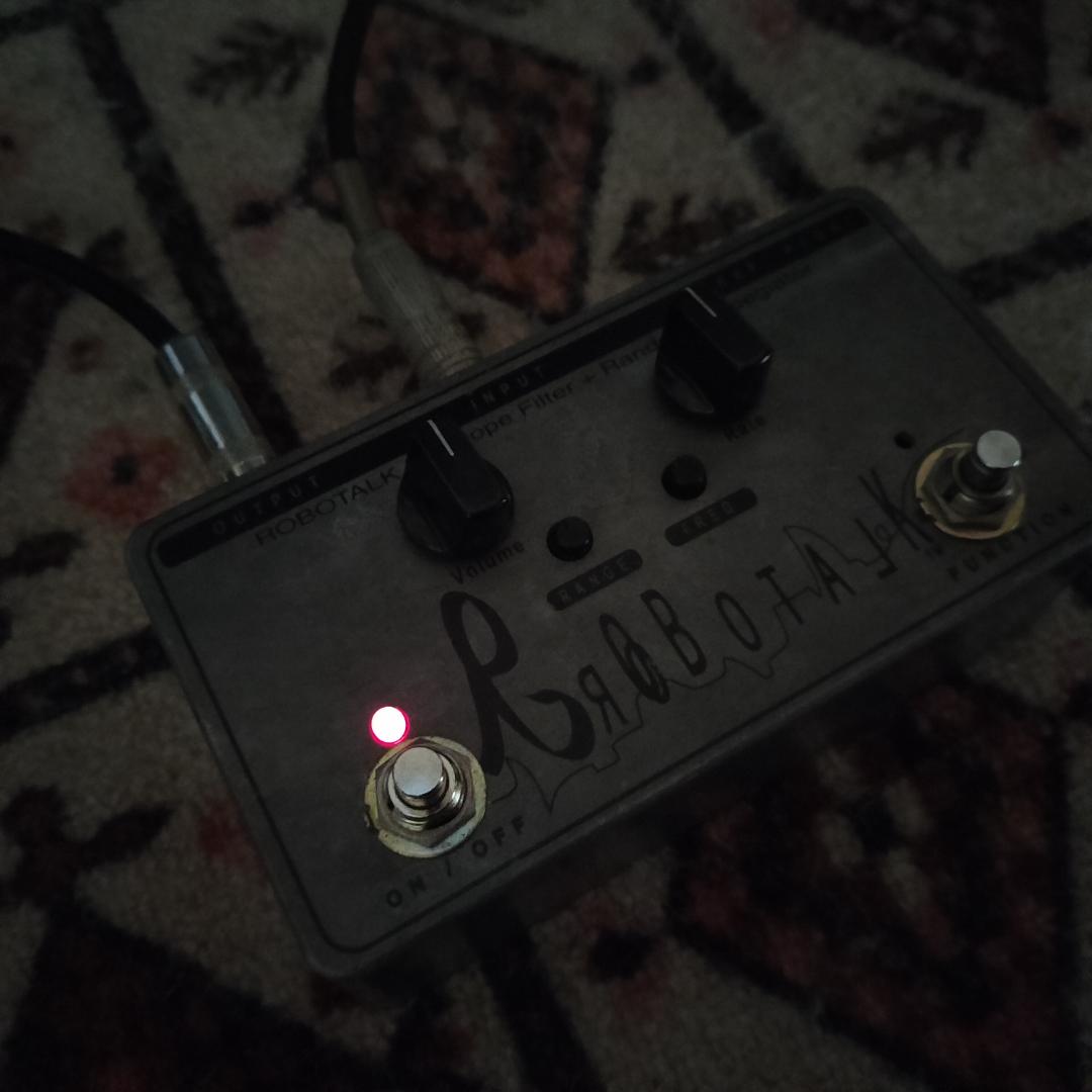 XOTIC ROBOTALK V1（オートワウ、エンベロープフィルター）