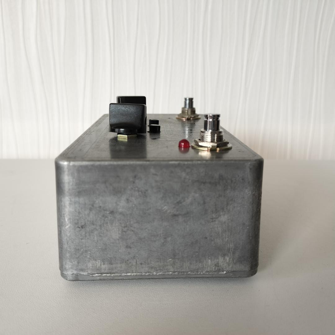 XOTIC ROBOTALK V1（オートワウ、エンベロープフィルター）