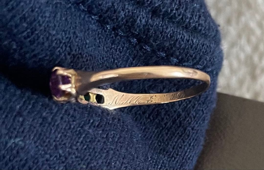 y*u様 30万円程で購入✨アンティーク✨メッセージリング✨ adore ゴール